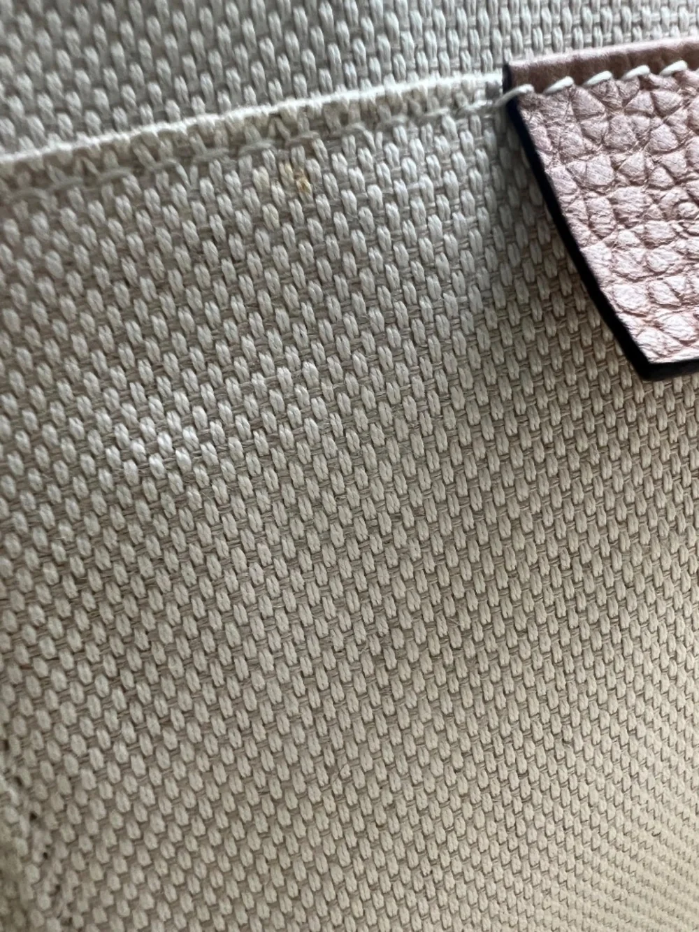 GUCCI Pebbled Calfskin Small Soho Disco Bag Preloved